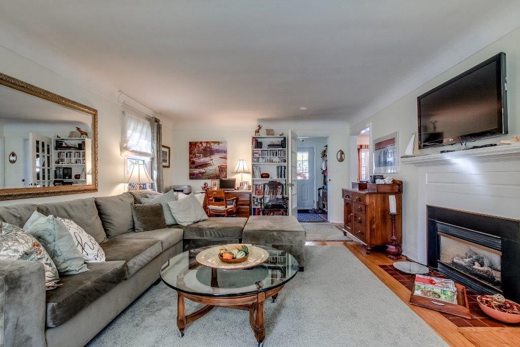 Dover House Bed & Breakfast 3*