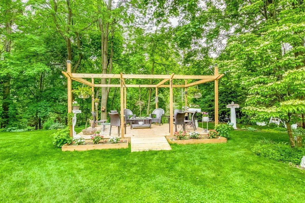 Bed & Breakfast Dover House 3*